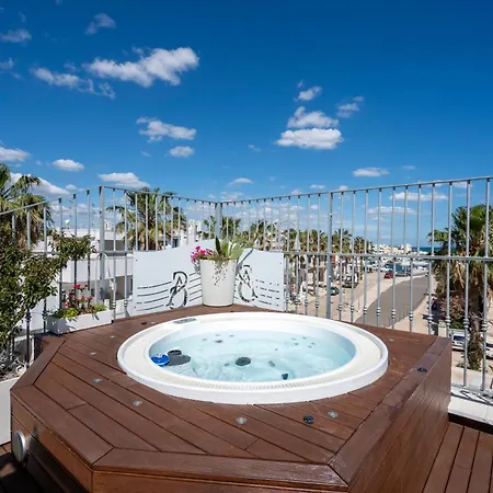 Apulia Charming - Casa Rossa Perla E Corallo Отель типа 