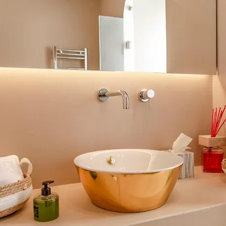 Bed & Breakfast Apulia Charming - Casa Rossa Perla E Corallo 4*