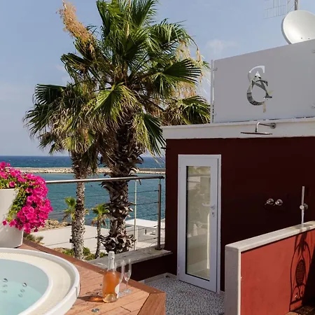 Apulia Charming - Casa Rossa Perla E Corallo Bed & Breakfast Savelletri