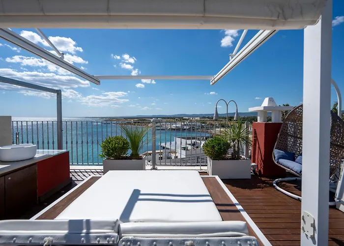 Apulia Charming - Casa Rossa Perla E Corallo Panzió 4*