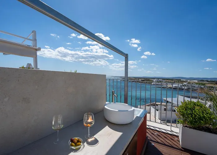 Apulia Charming - Casa Rossa Perla E Corallo לינה וארוחת בוקר Savelletri